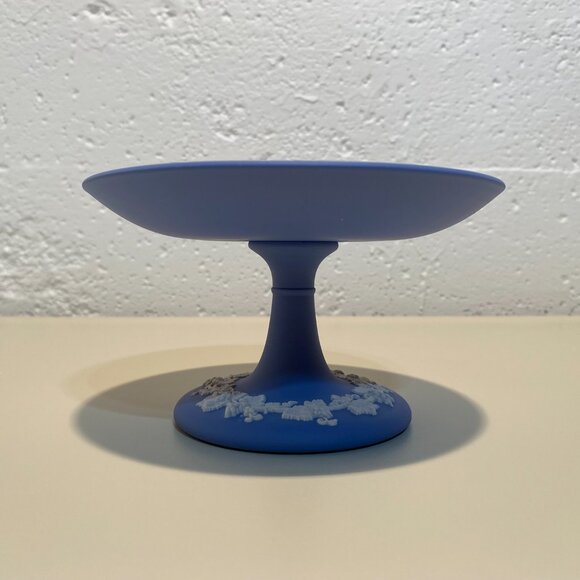 Wedgwood Blue Jasperware Compote with White Motif - Picture 3 of 8